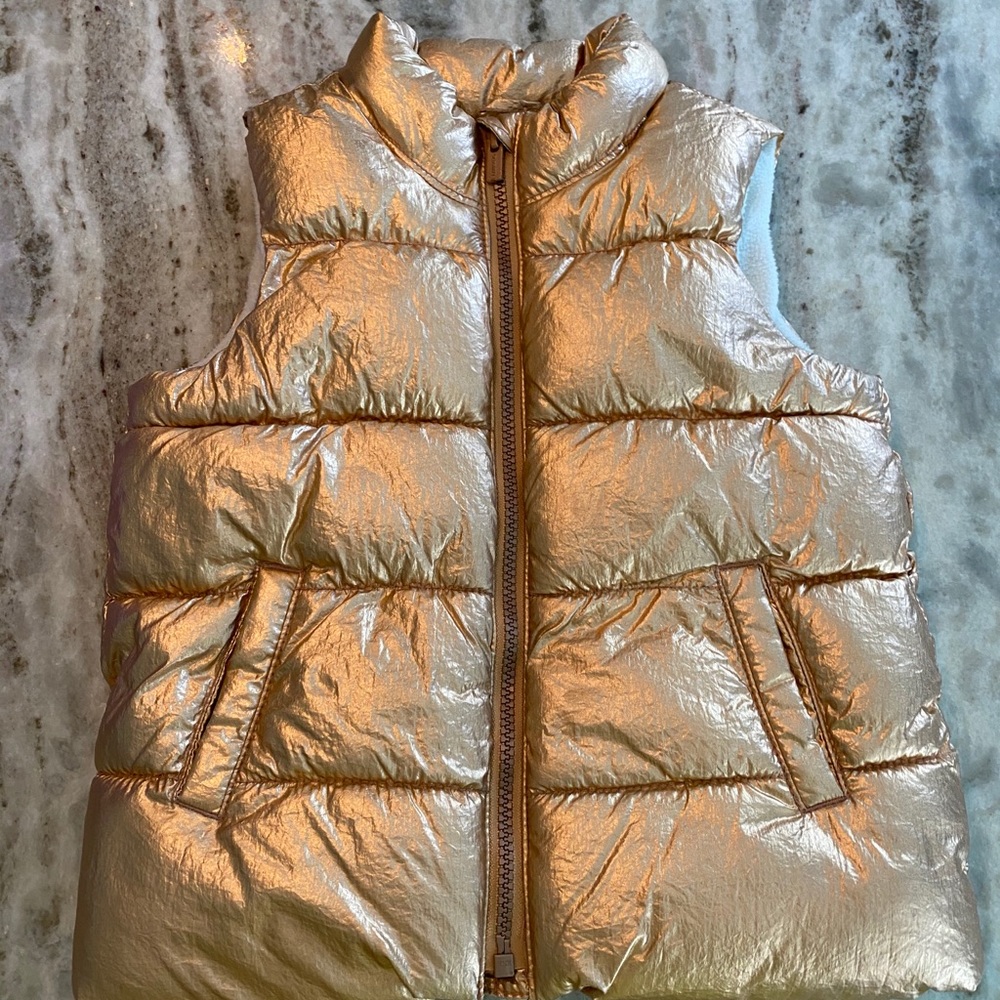 Old Navy - gold girls vest, size 4
